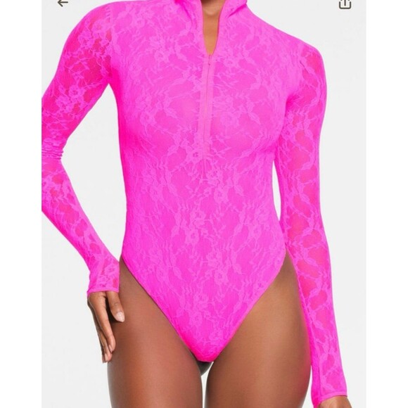 Skims stretch lace long sleeve Bodysuit - Picture 3 of 6